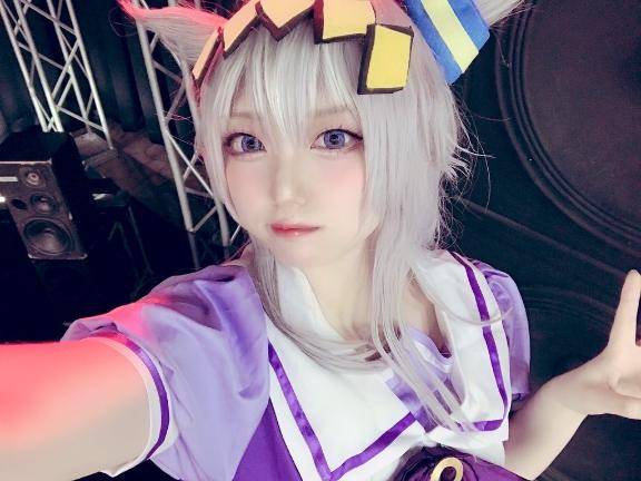 美少女に貢ぎたい