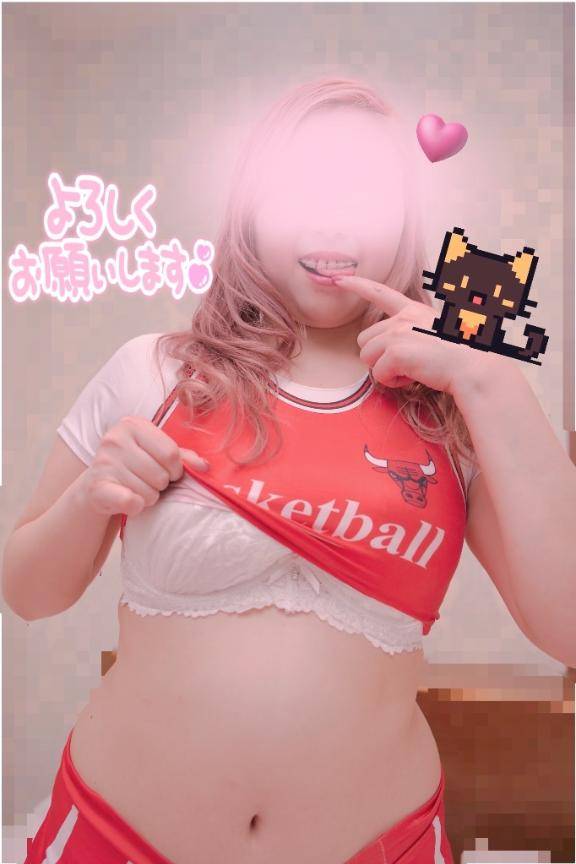 ?珍しく白のブラ…???