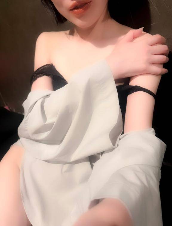 夜になると…?