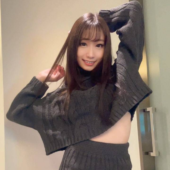 【チラ見せ♥️】