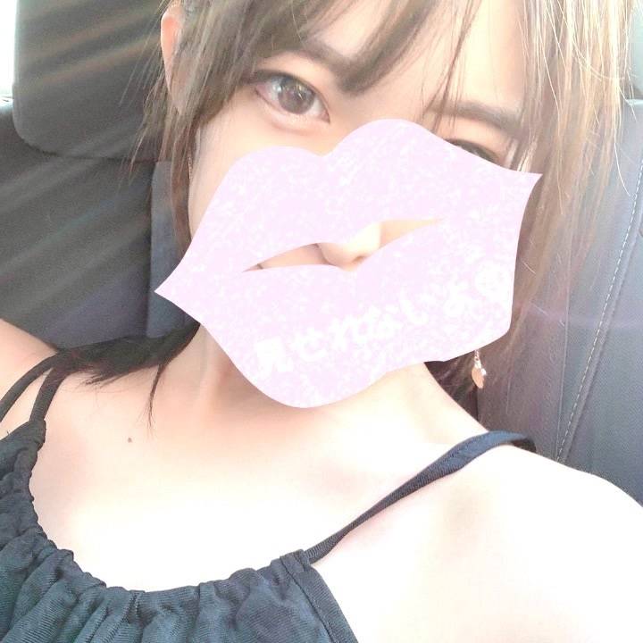 ちょこっとだけ顔出し💗