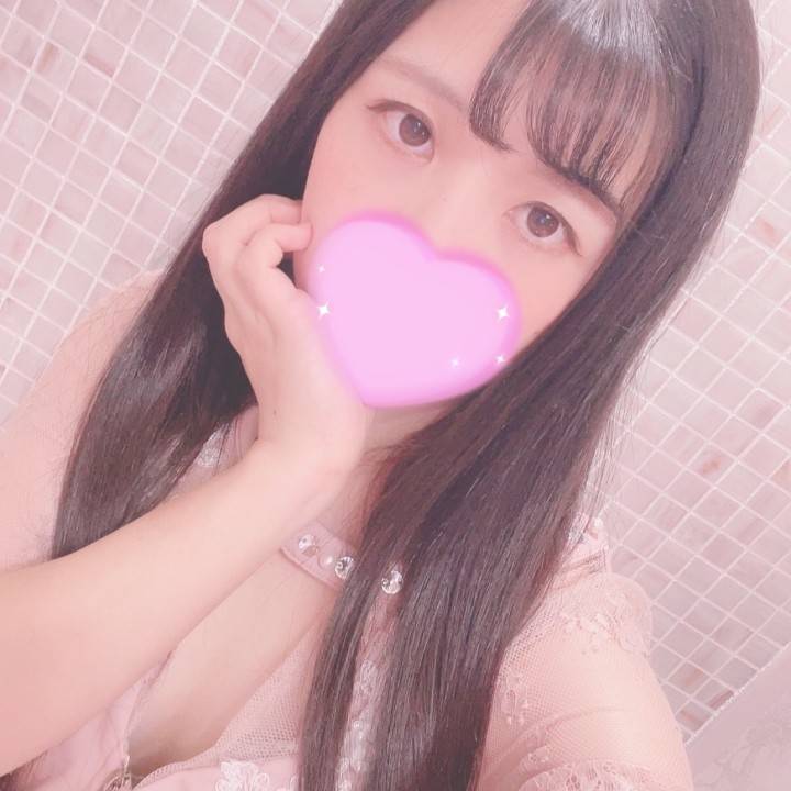 えみる出勤したよ⋆⸜🧡⸝‍⋆