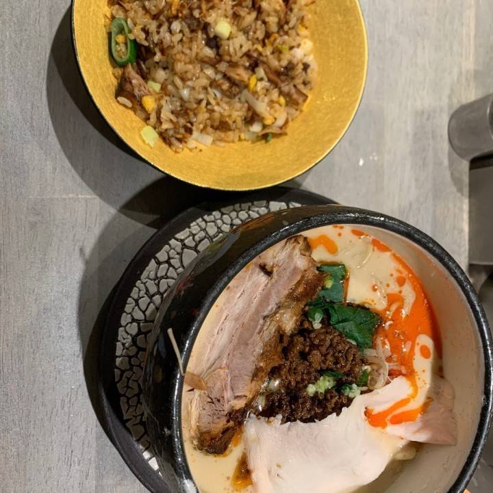 しおり(ソープランド「ハピネス東京 吉原店」)