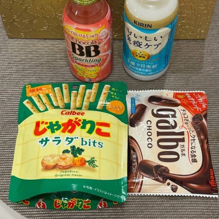 不安定な距離と灯りなき鼓動、複雑な薄明かり