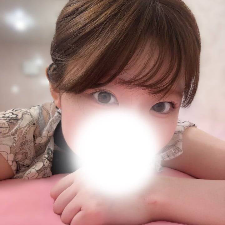タイトルって何にしたらいいんですかね～今食べたいものでも発表してみますかね、今はお刺身がいいな～🍣