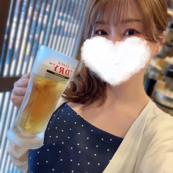 明日は8時から16時出勤✨
