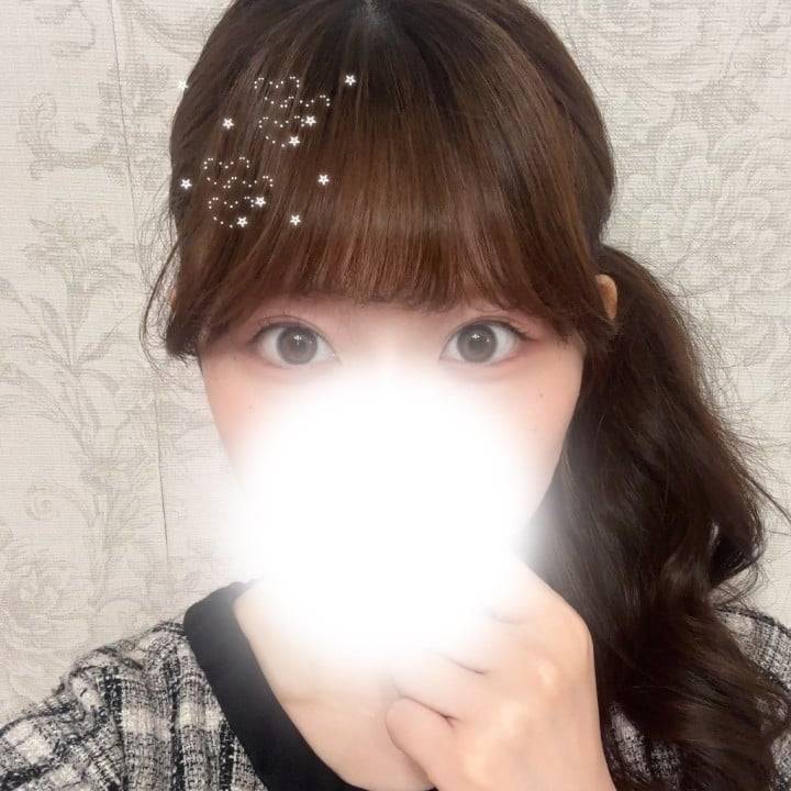 最近はどこもかしこも月見で最高私が1番好きなのはモスの月見です