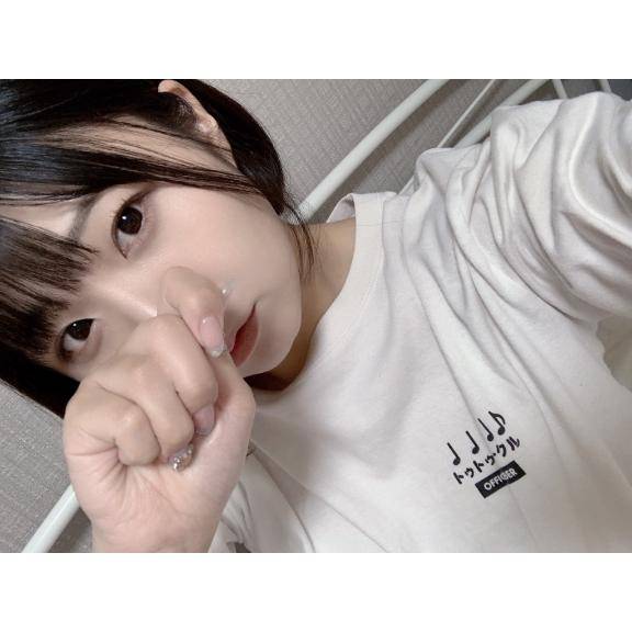 .猫の“おてて揃えてリラックス”