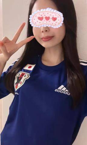 レモンサワー片手に応援中🍋.