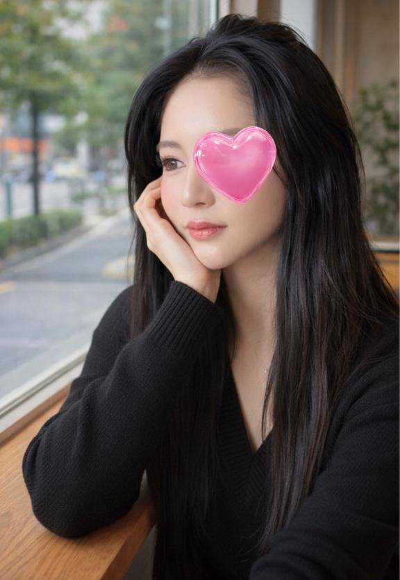 私服は黒が好きかな👚