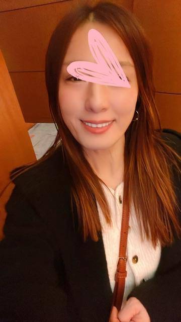 スニーカーVSハイヒール