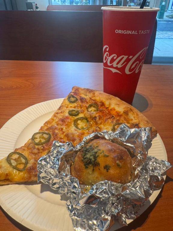 大好きなお店の一つ🍕