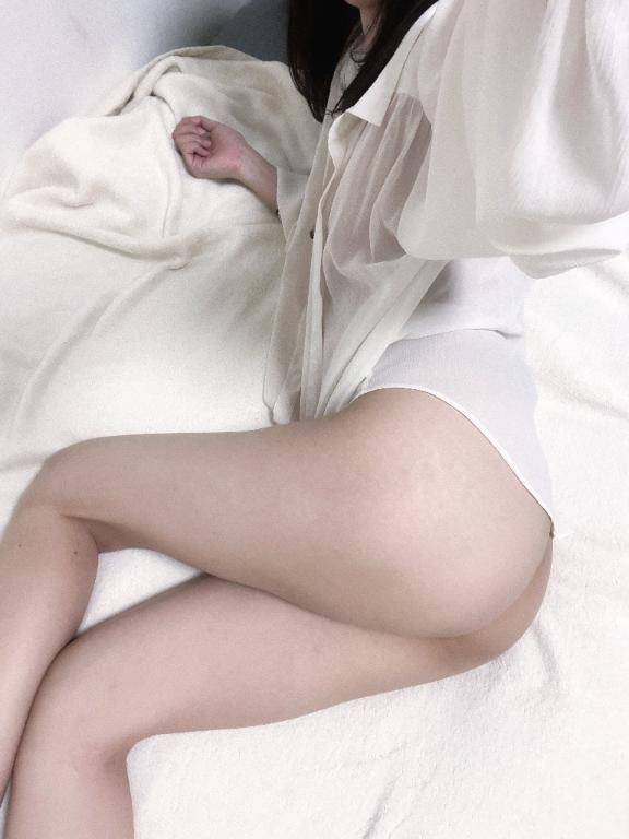 その目はずるいです...🐶