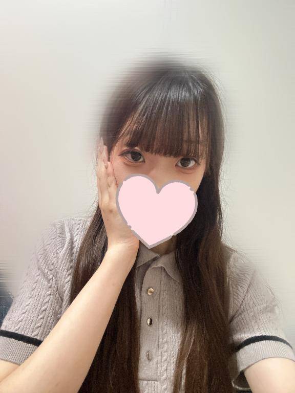 明日と木曜日出勤します♡❣️