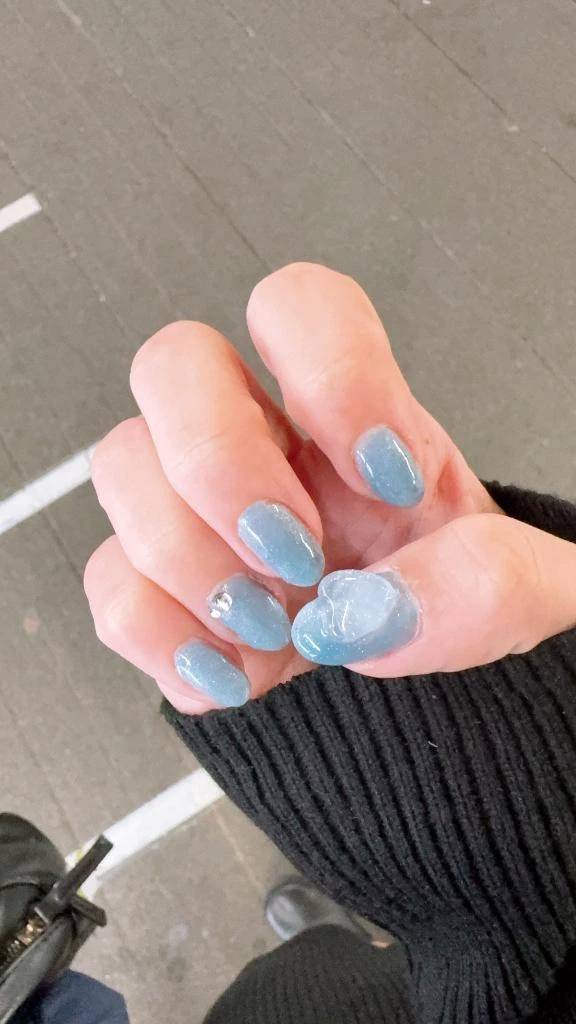 ネイルしてみた💅✨