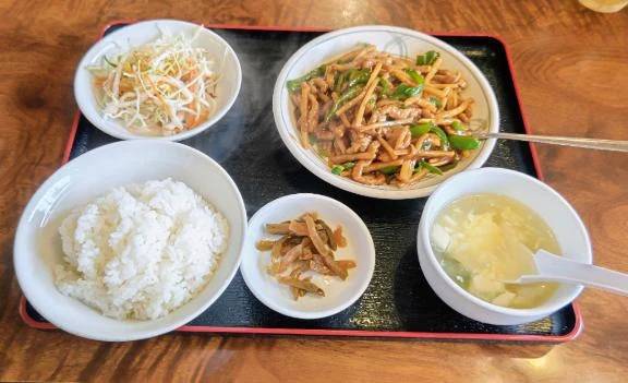 土曜日のお昼ごはん🍚