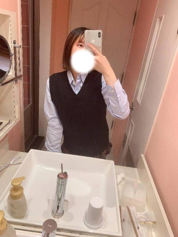 アソコさわさわしちゃうぞ♡♡