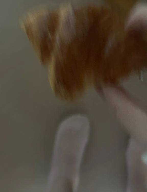 パン咥えて爆走❗️