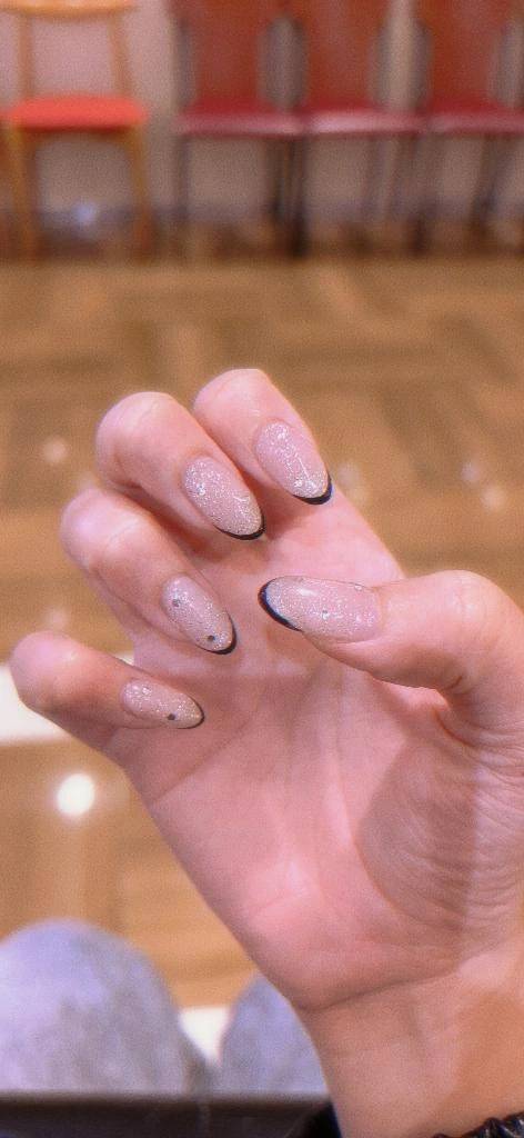 ｼｭｯ =͟͟͞͞ (    ˙꒳​˙)