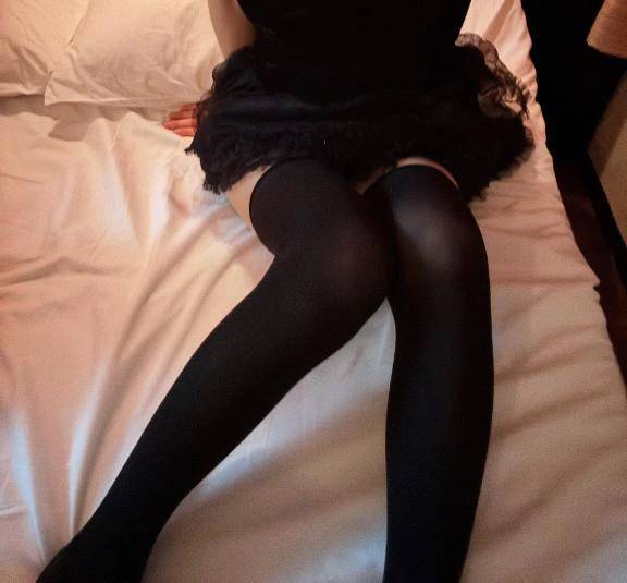 😈