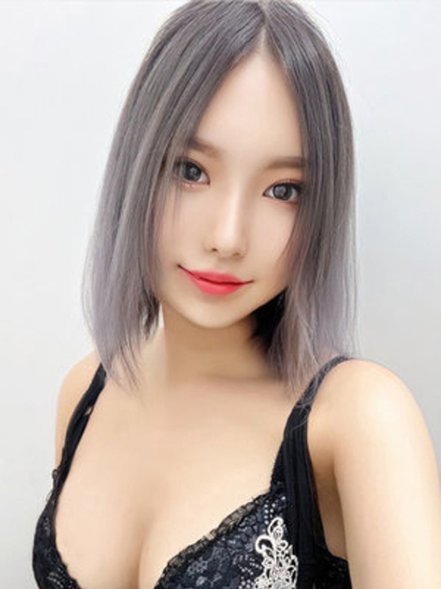 涼音まり（全裸美女からのカゲキな誘惑）