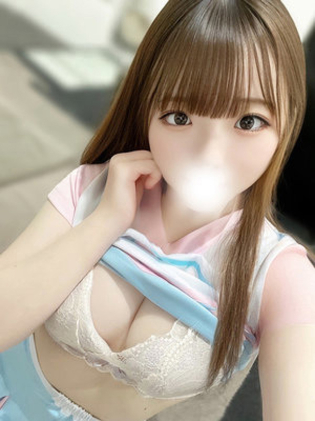 猫宮もえ（全裸美女からのカゲキな誘惑）