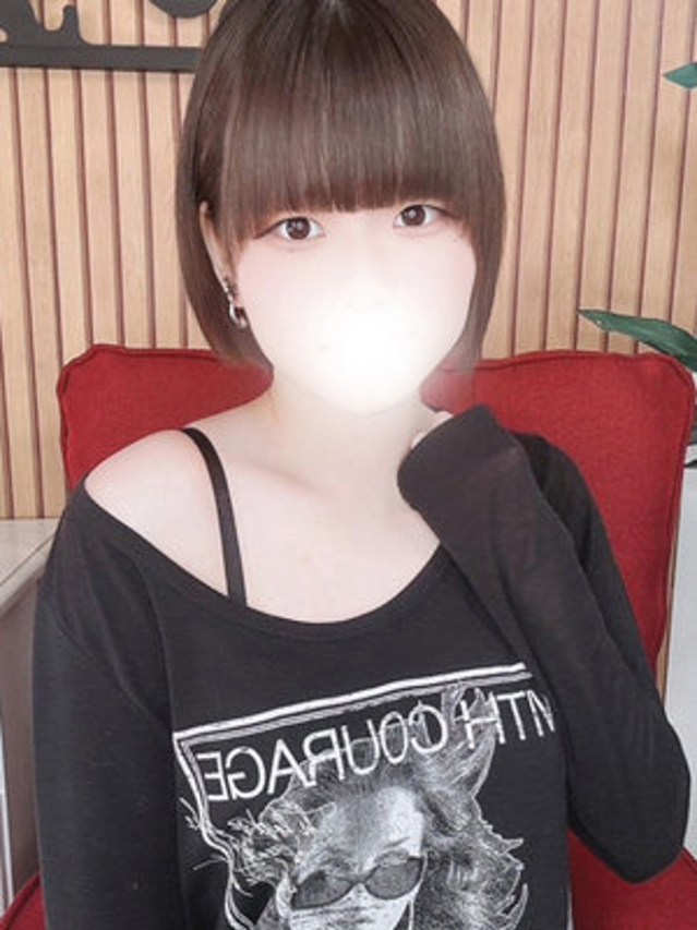 松下りく（全裸美女からのカゲキな誘惑）