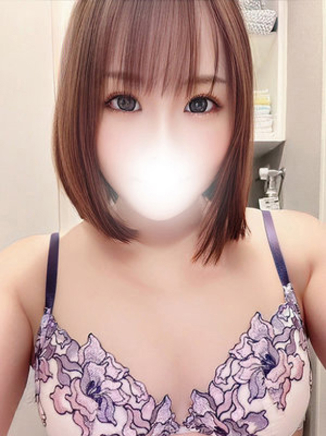 夢野ゆめ（全裸美女からのカゲキな誘惑）