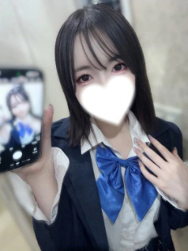 篠崎ほの(全裸美女からのカゲキな誘惑)