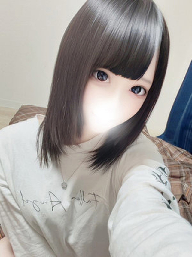 頼都えるる(全裸美女からのカゲキな誘惑)