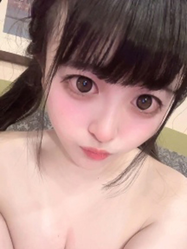 水島るな(全裸美女からのカゲキな誘惑)