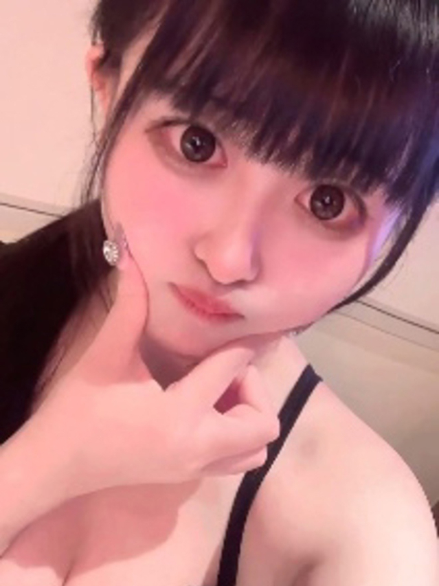 水島るな(全裸美女からのカゲキな誘惑)