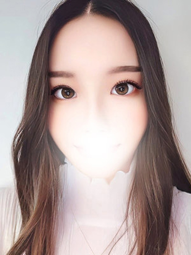 栗原あいね(全裸美女からのカゲキな誘惑)