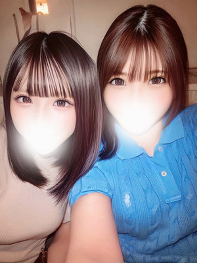 きり＆かなの（全裸美女からのカゲキな誘惑）