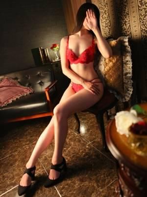 芽衣（完熟マダム）