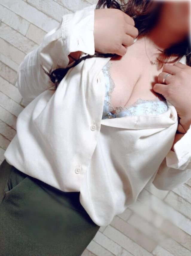 瑠衣(るい)(MACHERIE-マシェリ-)