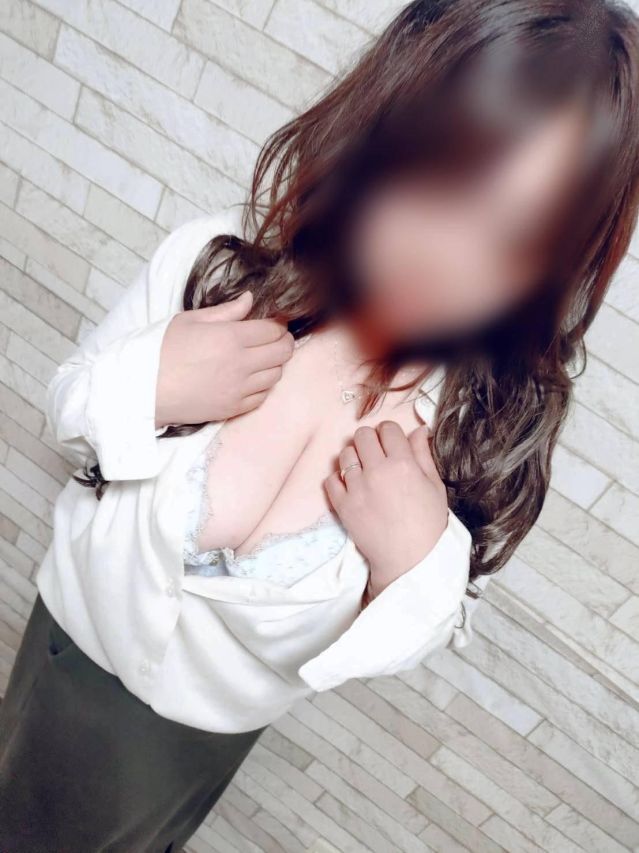 瑠衣(るい)(MACHERIE-マシェリ-)