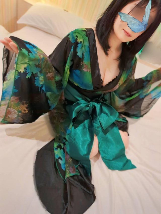 【熟女】こよみ(人妻華道 上田店)