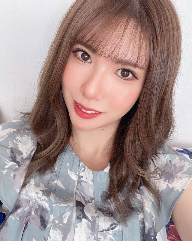 吉木れな☆☆絶対的スペシャリスト(Revolution)