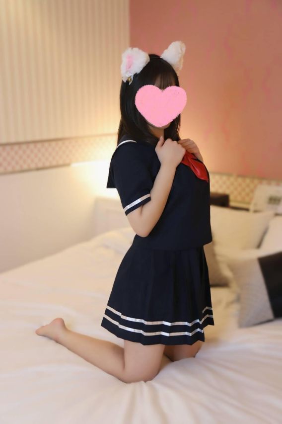 えむ☆18才♪地元業界完全未経験（Revolution）