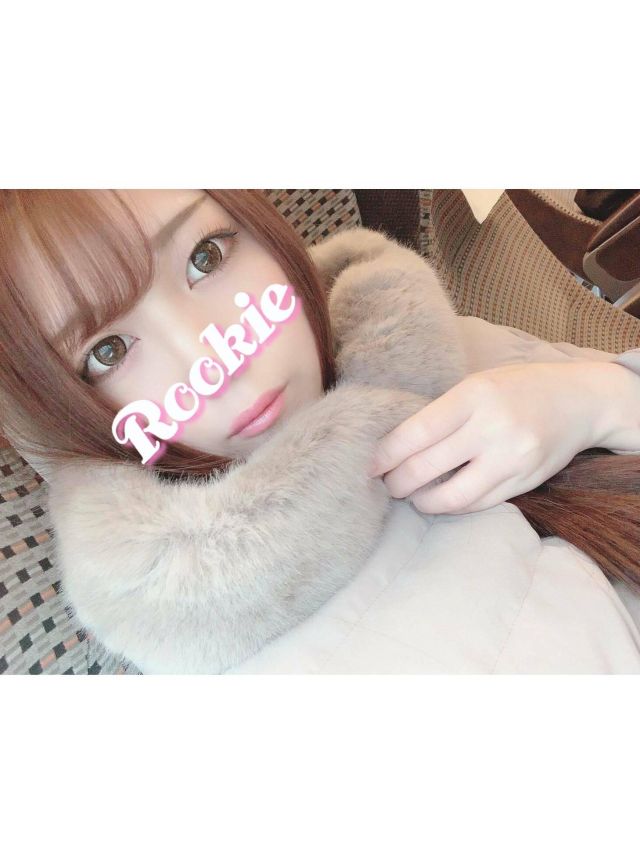 りつ☆完全モデル系極嬢（ROOKIE）