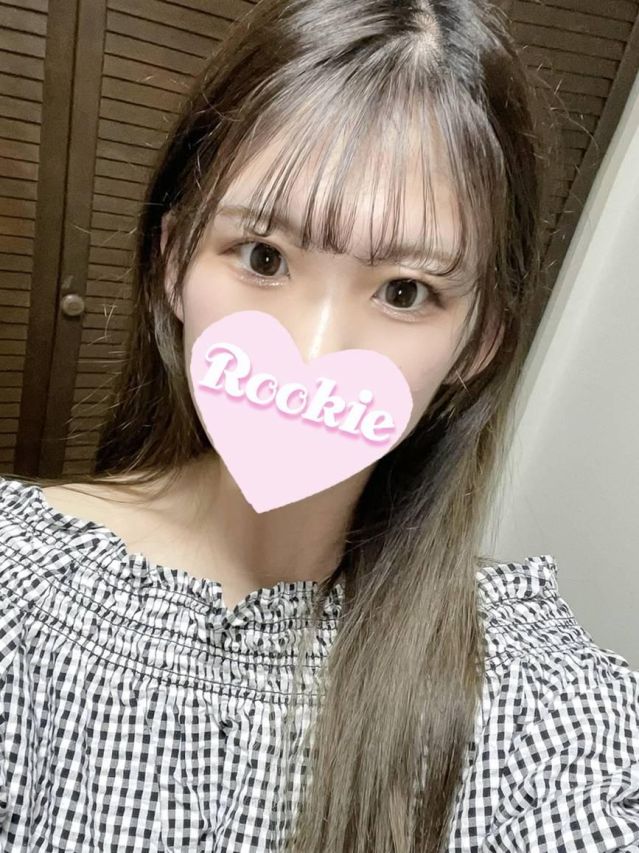 れね☆業界経験浅めの女子大生（ROOKIE）