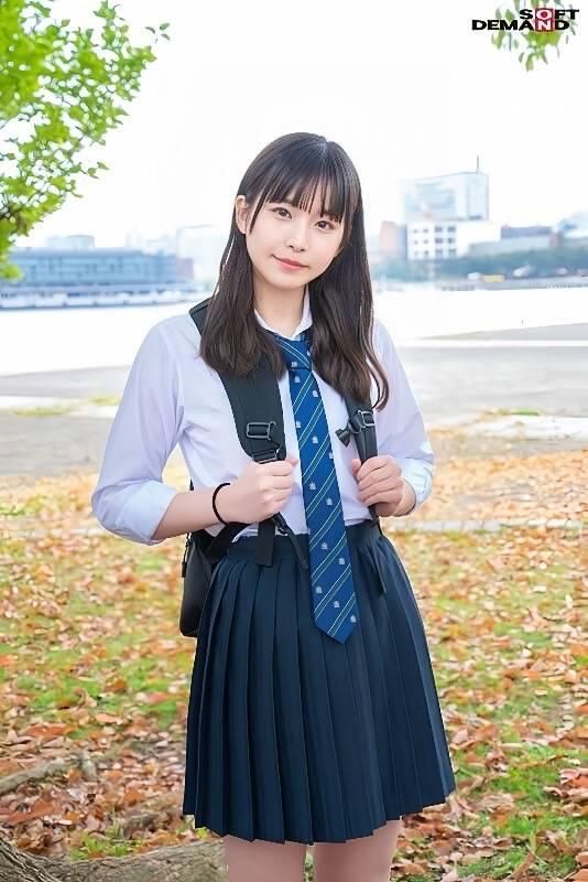 三葉せり(ROOKIE)