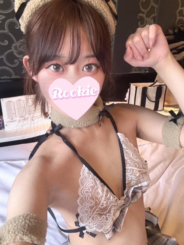 まひな（ROOKIE）