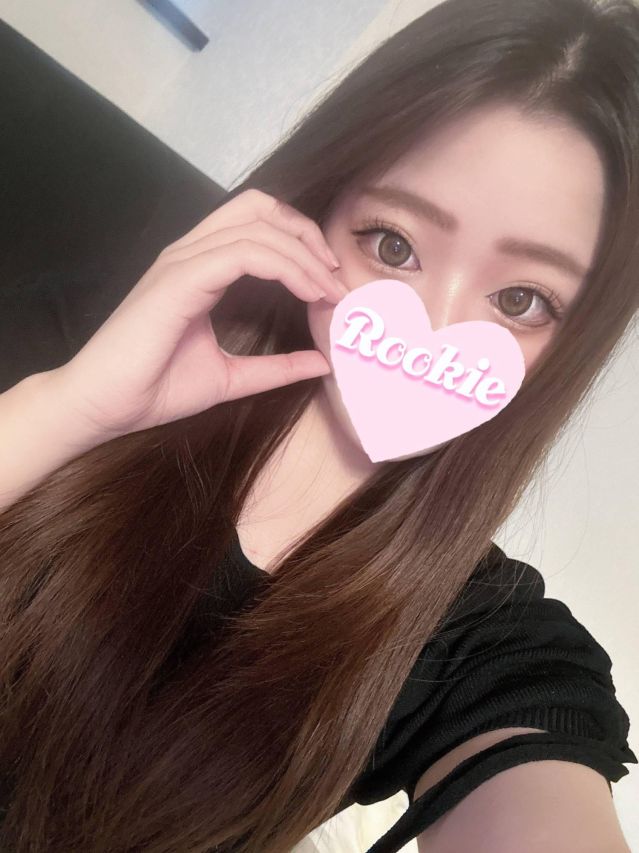りえ（ROOKIE）