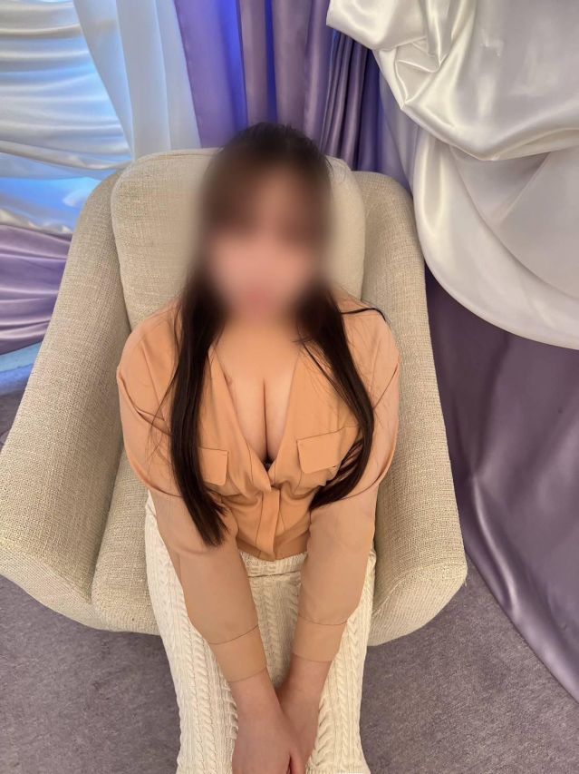 小星　さゆ（BIANCA〜主人の知らない私〜長岡店）