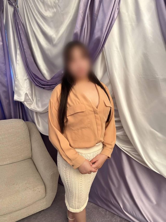 小星　さゆ（BIANCA〜主人の知らない私〜長岡店）