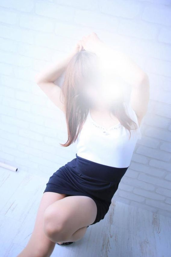 LM里桜(りお)（秘め妻ラボ）