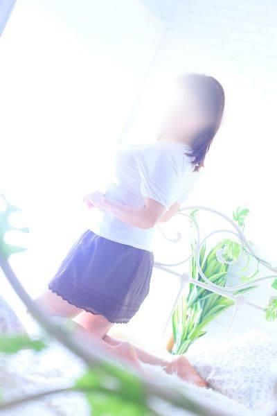 菜々(なな)（秘め妻ラボ）