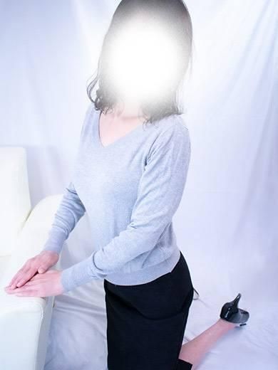 奈津芽(なつめ)（秘め妻ラボ）